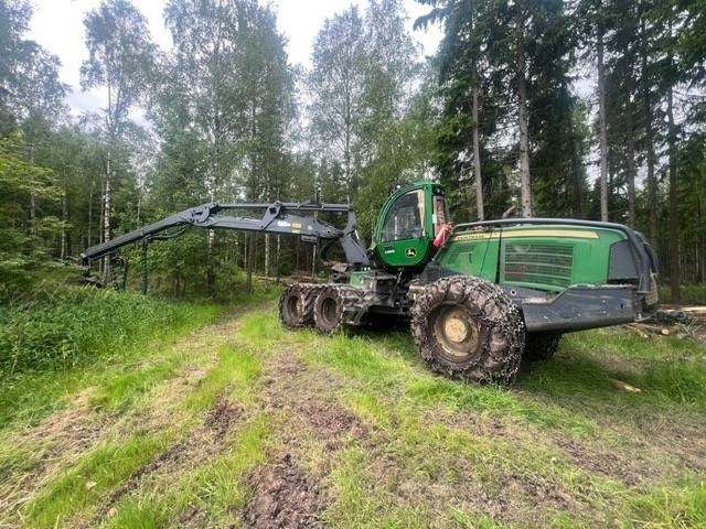 John Deere 1170 G - Harvester: das Bild 3 John Deere 1170 G - Harvester: das Bild 3