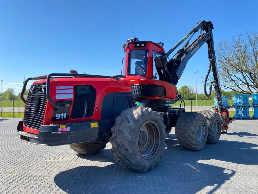 Komatsu 911 - Harvester: das Bild 4 Komatsu 911 - Harvester: das Bild 4