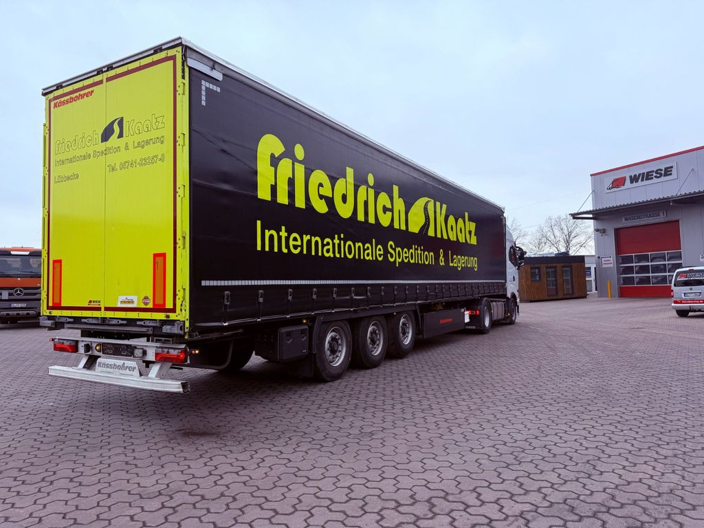 Kässbohrer Schiebeplanen Auflieger Neuwertig Vollausstattun Kässbohrer Schiebeplanen Auflieger Neuwertig Vollausstattun - Planenauflieger: das Bild 2 Kässbohrer Schiebeplanen Auflieger Neuwertig Vollausstattun Kässbohrer Schiebeplanen Auflieger Neuwertig Vollausstattun - Planenauflieger: das Bild 2