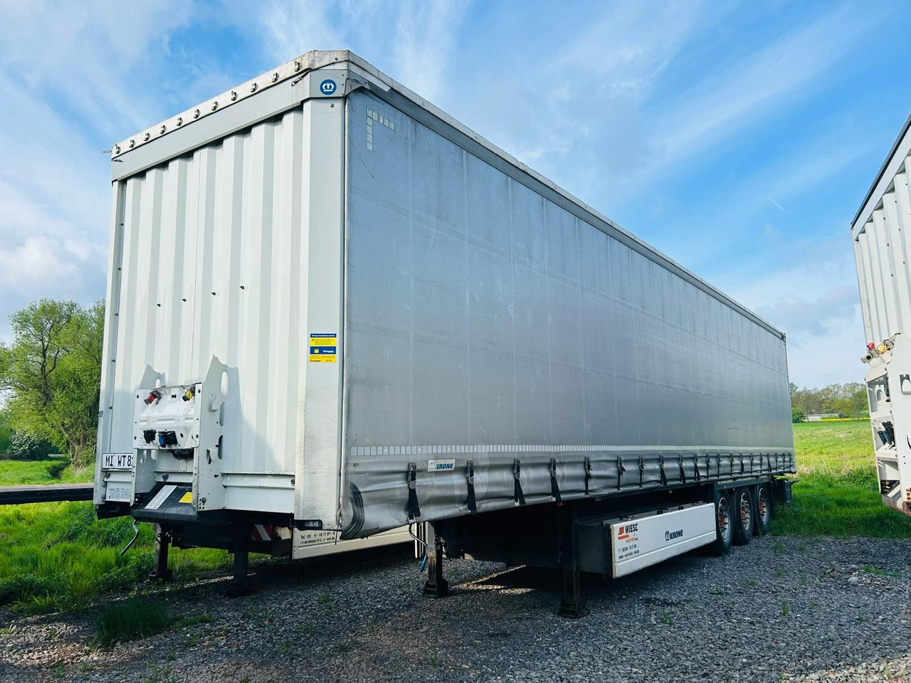 Krone Schiebeplanen Auflieger TÜV Neu - Planenauflieger: das Bild 1 Krone Schiebeplanen Auflieger TÜV Neu - Planenauflieger: das Bild 1