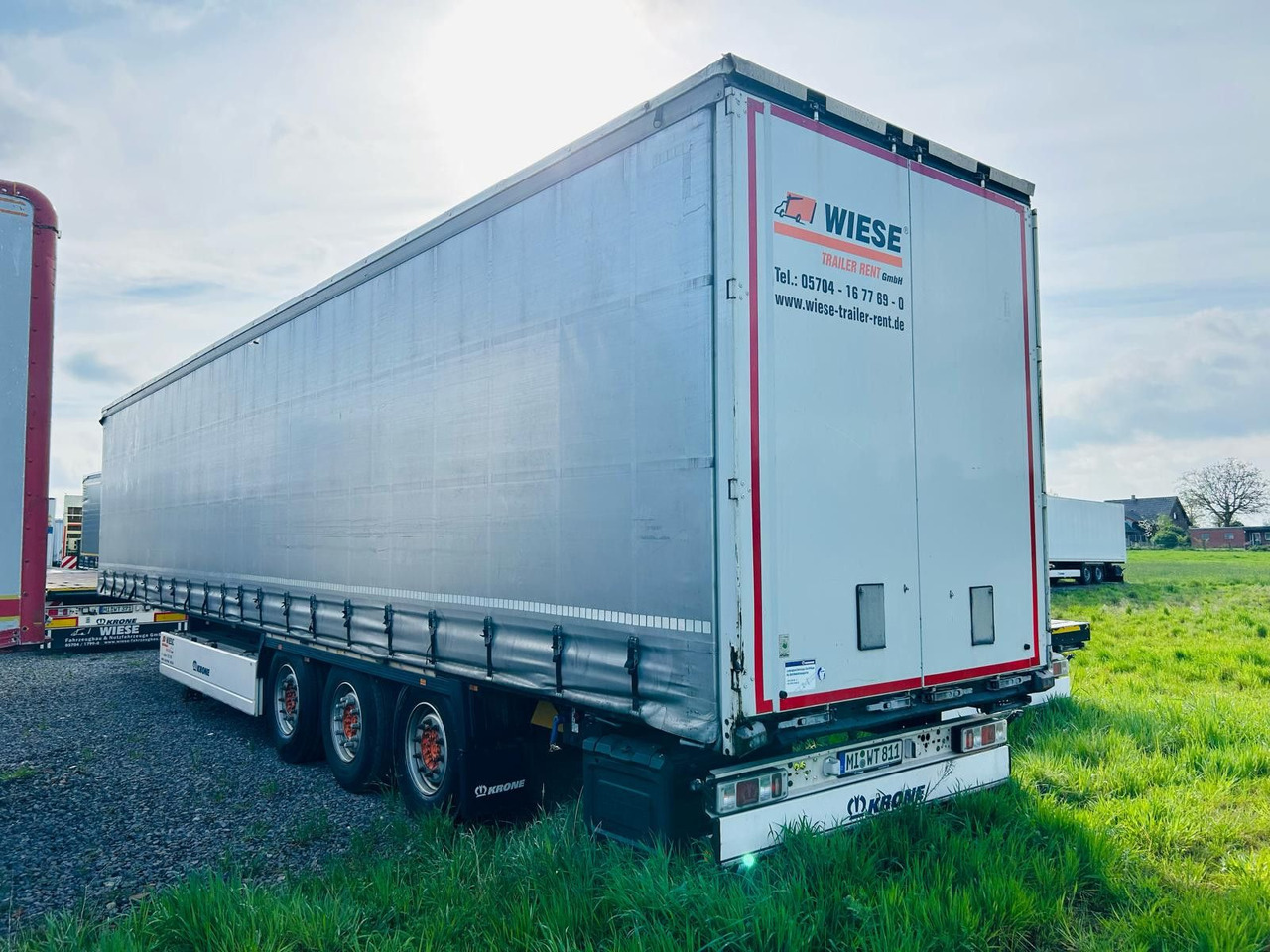 Krone Schiebeplanen Auflieger TÜV Neu - Planenauflieger: das Bild 2 Krone Schiebeplanen Auflieger TÜV Neu - Planenauflieger: das Bild 2