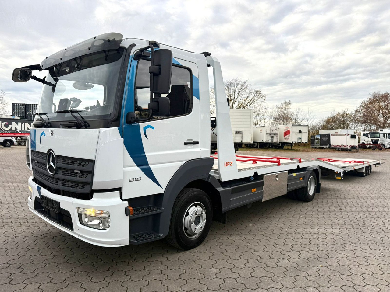 Mercedes-Benz Atego 918L Autotransporter mit BFZ Anhänger - Autotransporter LKW: das Bild 3 Mercedes-Benz Atego 918L Autotransporter mit BFZ Anhänger - Autotransporter LKW: das Bild 3
