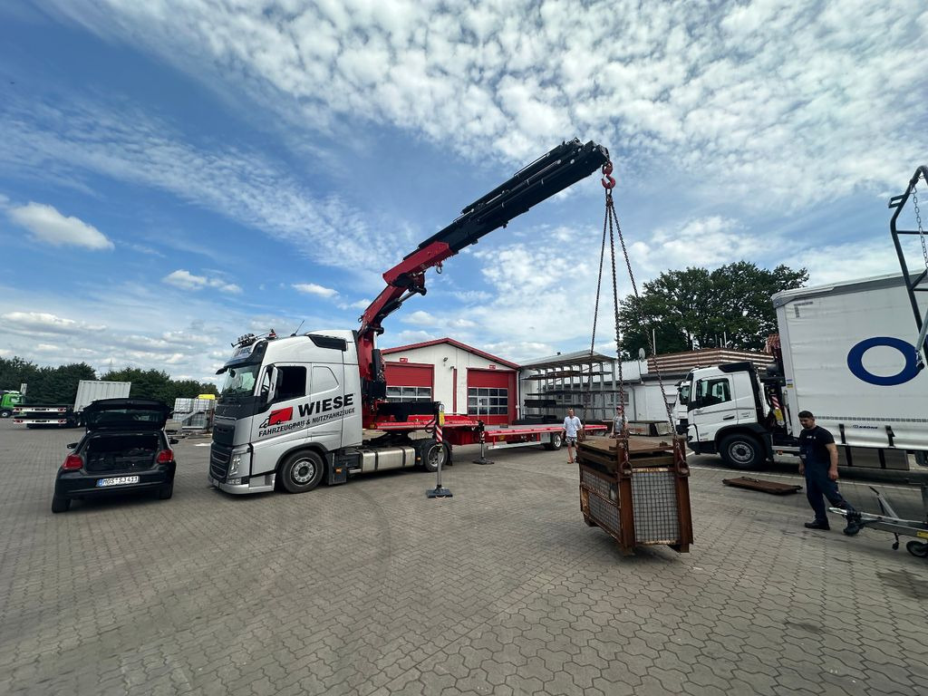 Wiese Stufensattel Tieflader mit Kran Fassi F545 Wiese Stufensattel Tieflader mit Kran Fassi F545 - Tieflader Auflieger: das Bild 5 Wiese Stufensattel Tieflader mit Kran Fassi F545 Wiese Stufensattel Tieflader mit Kran Fassi F545 - Tieflader Auflieger: das Bild 5