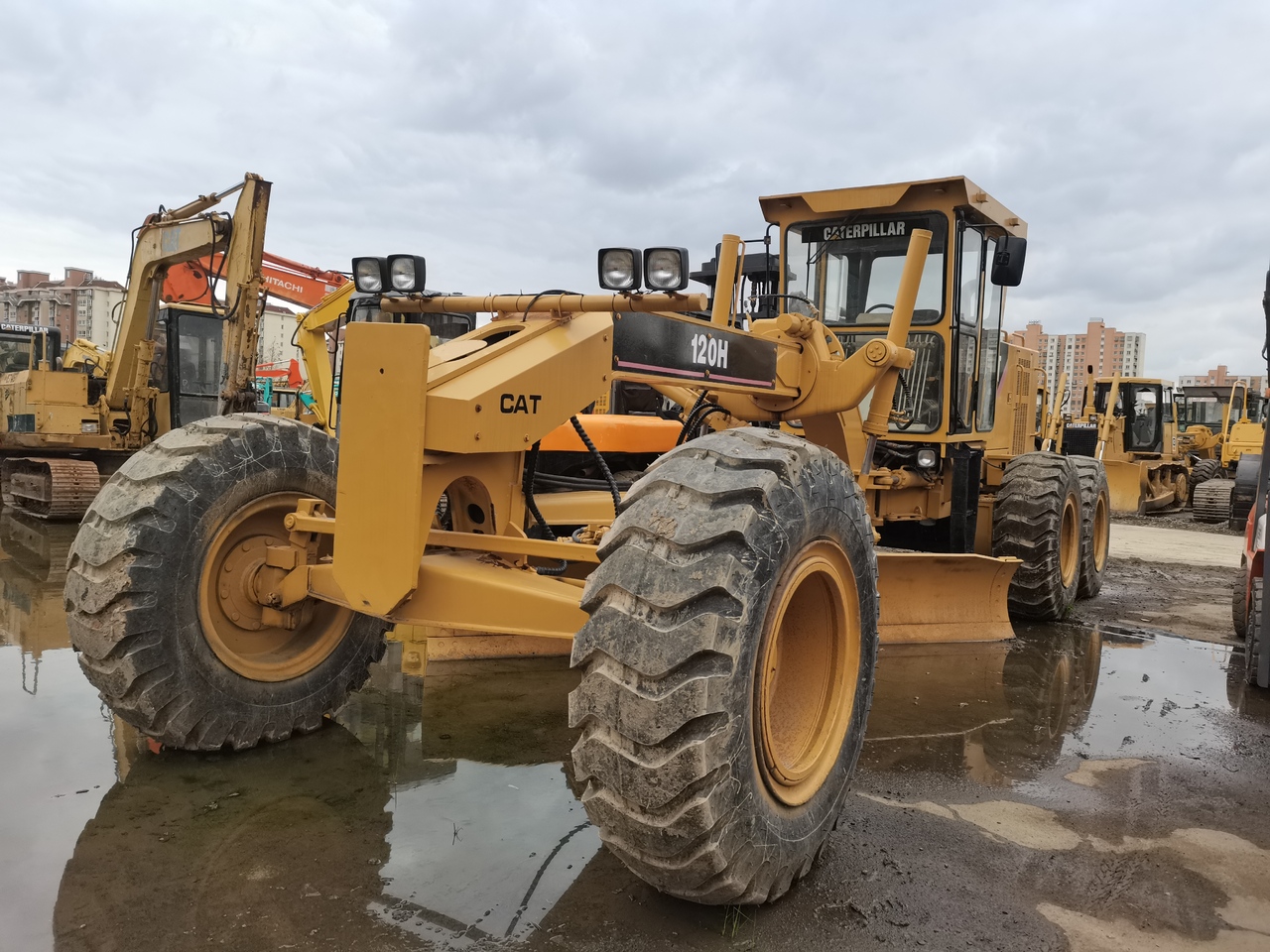 CATERPILLAR 120H - Grader: das Bild 2 CATERPILLAR 120H - Grader: das Bild 2