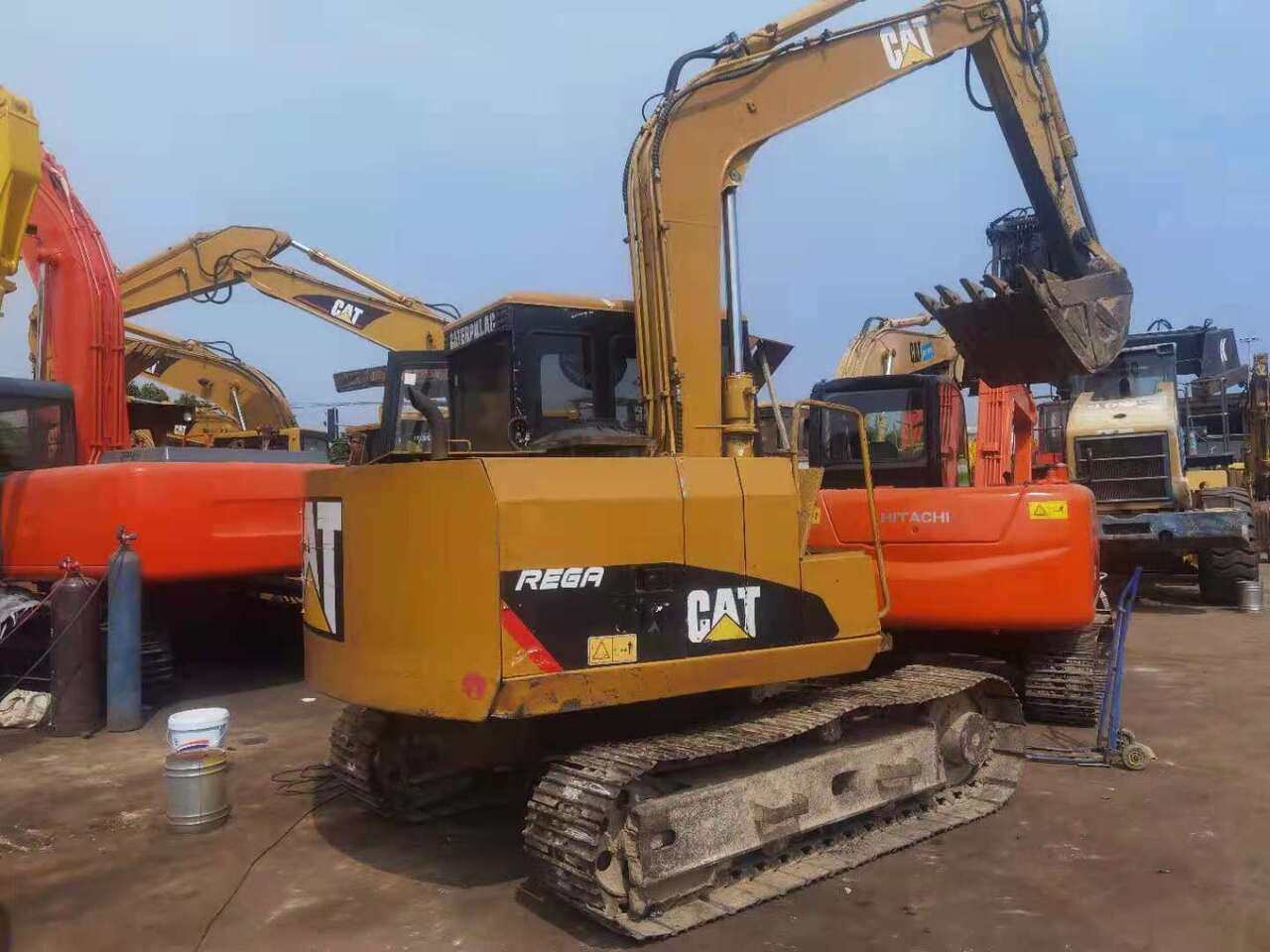 CATERPILLAR E70B - Kettenbagger: das Bild 1 CATERPILLAR E70B - Kettenbagger: das Bild 1