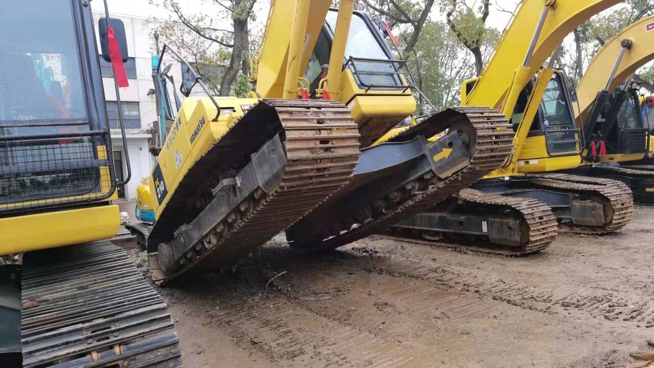 KOMATSU PC210-8 - Kettenbagger: das Bild 3 KOMATSU PC210-8 - Kettenbagger: das Bild 3