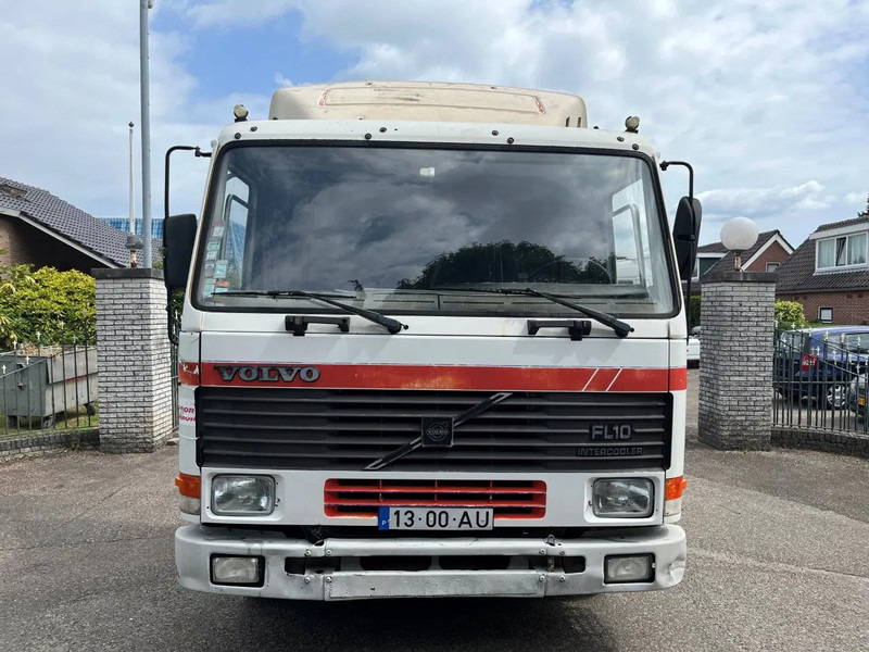 Volvo FL 10.320 4X2 TRUCKHEAD FULL STEEL SUSPENSION - Sattelzugmaschine: das Bild 2 Volvo FL 10.320 4X2 TRUCKHEAD FULL STEEL SUSPENSION - Sattelzugmaschine: das Bild 2