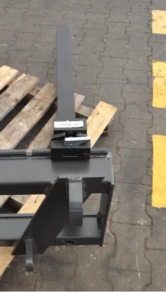 METAL-TECHNIK Paleciak / Frame with pallet forks - Gabel für LKW: das Bild 1 METAL-TECHNIK Paleciak / Frame with pallet forks - Gabel für LKW: das Bild 1