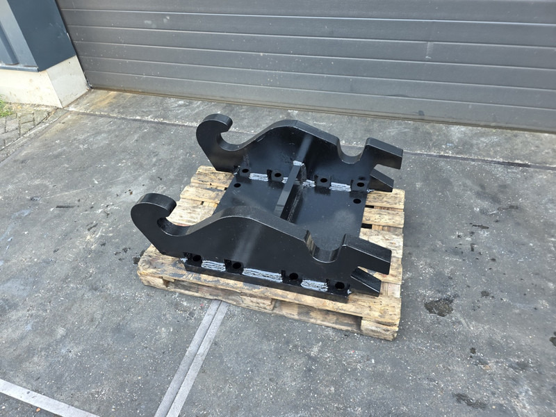 Kopplaat cw55s adaptor plate indeco adaptor plate cw55s - Schnellwechsler für Baumaschine: das Bild 1 Kopplaat cw55s adaptor plate indeco adaptor plate cw55s - Schnellwechsler für Baumaschine: das Bild 1