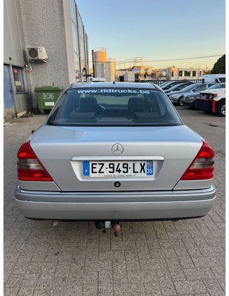 Mercedes-Benz C-Klasse **C180-PETROL-AC** - Limousine: das Bild 5 Mercedes-Benz C-Klasse **C180-PETROL-AC** - Limousine: das Bild 5