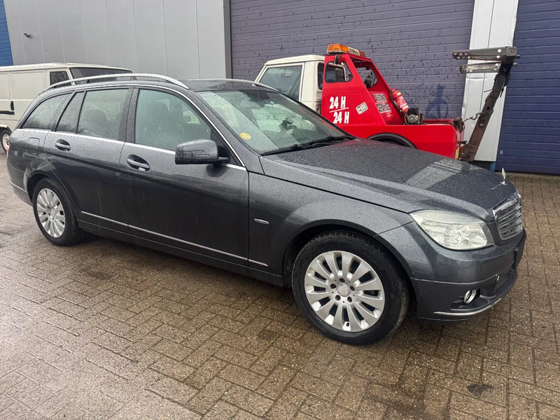 Mercedes-Benz C-Klasse **C200CDI-EURO 5-BELGIAN ORIGINE** - PKW: das Bild 3 Mercedes-Benz C-Klasse **C200CDI-EURO 5-BELGIAN ORIGINE** - PKW: das Bild 3