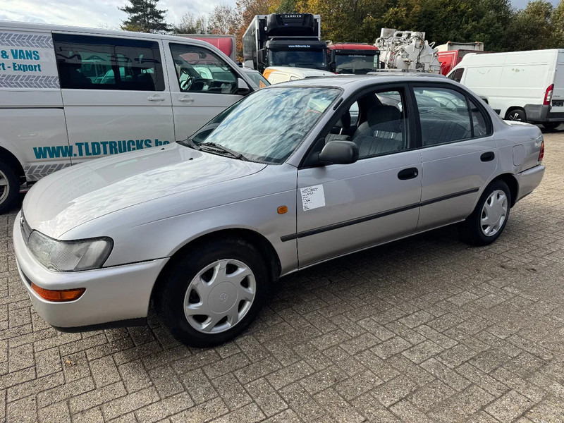 Toyota Corolla **PETROL-AUTOMATIC-BELGIAN CAR** - Limousine: das Bild 1 Toyota Corolla **PETROL-AUTOMATIC-BELGIAN CAR** - Limousine: das Bild 1