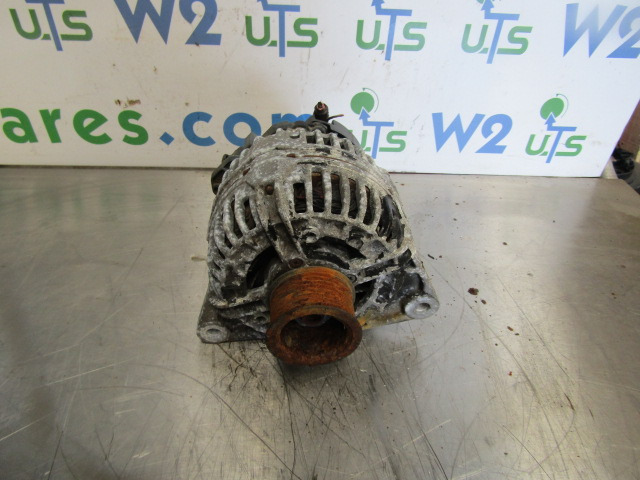DENNIS ELITE II BOSCH ALTERNATOR P/NO 0124555005 - Elektrische Ausrüstung für Kommunal-/ Sonderfahrzeug: das Bild 1 DENNIS ELITE II BOSCH ALTERNATOR P/NO 0124555005 - Elektrische Ausrüstung für Kommunal-/ Sonderfahrzeug: das Bild 1