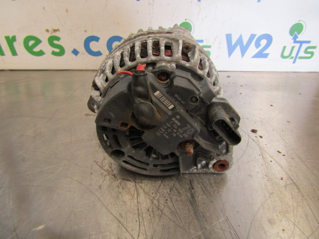 DENNIS ELITE II BOSCH ALTERNATOR P/NO 0124555005 - Elektrische Ausrüstung für Kommunal-/ Sonderfahrzeug: das Bild 2 DENNIS ELITE II BOSCH ALTERNATOR P/NO 0124555005 - Elektrische Ausrüstung für Kommunal-/ Sonderfahrzeug: das Bild 2