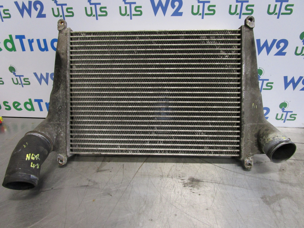 ISUZU NQR 4.8 INTERCOOLER - Kühler für LKW: das Bild 1 ISUZU NQR 4.8 INTERCOOLER - Kühler für LKW: das Bild 1
