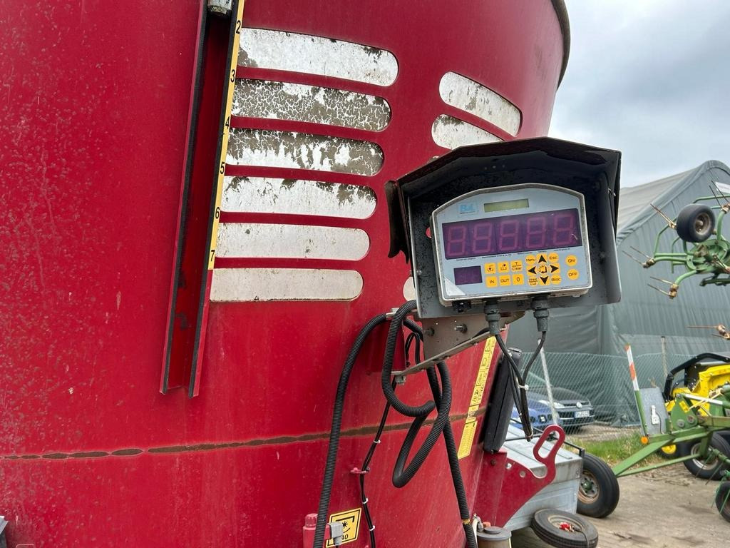 BVL V-MIX PLUS 13-1S - Futtermischwagen: das Bild 3 BVL V-MIX PLUS 13-1S - Futtermischwagen: das Bild 3