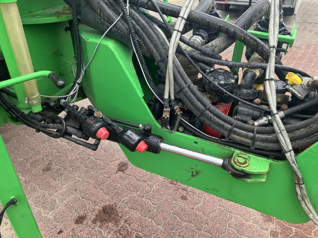 CHD D 3627 - Pflanzenschutzspritze: das Bild 2 CHD D 3627 - Pflanzenschutzspritze: das Bild 2