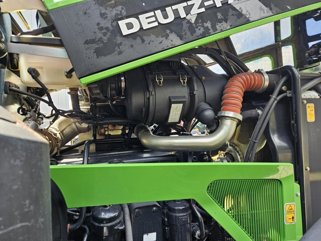 Deutz-Fahr 7210 TTV - Traktor: das Bild 2 Deutz-Fahr 7210 TTV - Traktor: das Bild 2