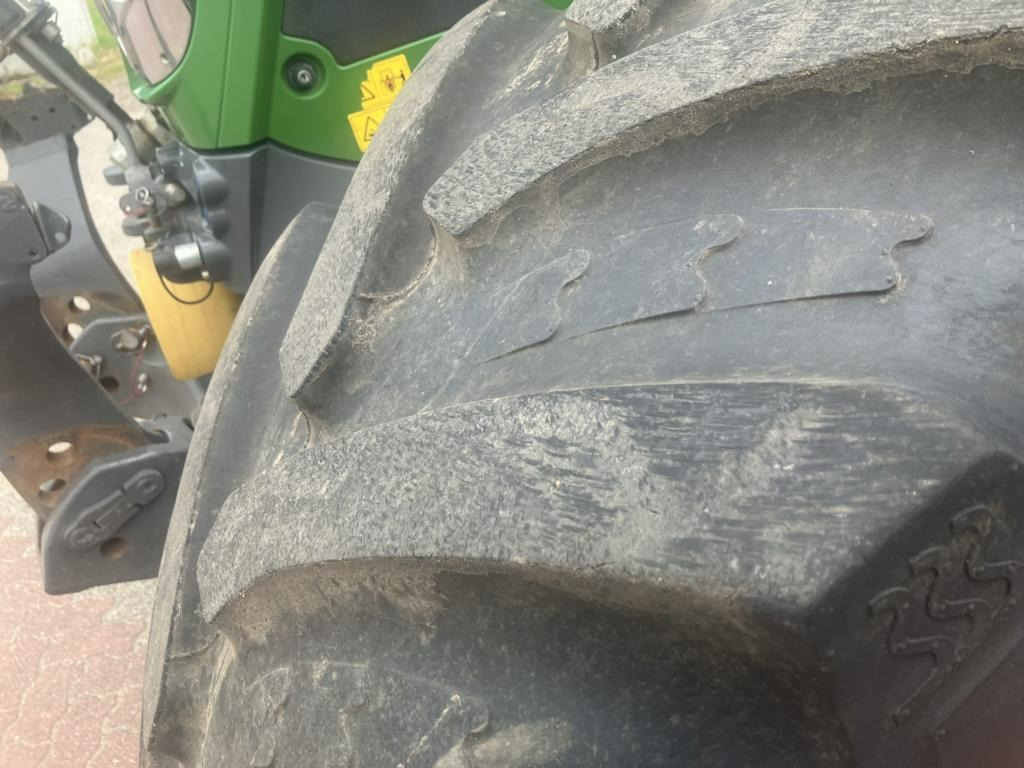 Fendt 828 Profi Plus - Traktor: das Bild 2 Fendt 828 Profi Plus - Traktor: das Bild 2