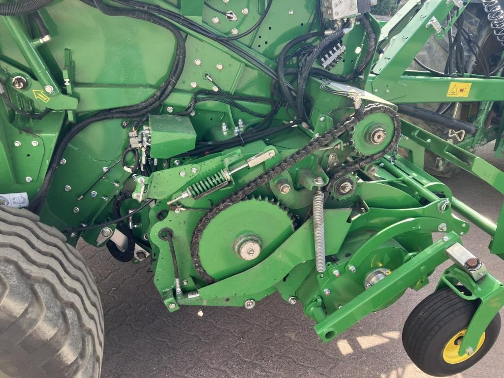 Ballenwickelgerät John Deere V461M - PAKET FÜR RUNDBALLENPR: das Bild 7 Ballenwickelgerät John Deere V461M - PAKET FÜR RUNDBALLENPR: das Bild 7