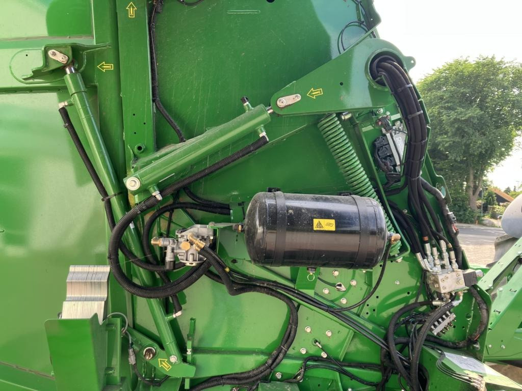 Ballenwickelgerät John Deere V461M - PAKET FÜR RUNDBALLENPR: das Bild 8 Ballenwickelgerät John Deere V461M - PAKET FÜR RUNDBALLENPR: das Bild 8
