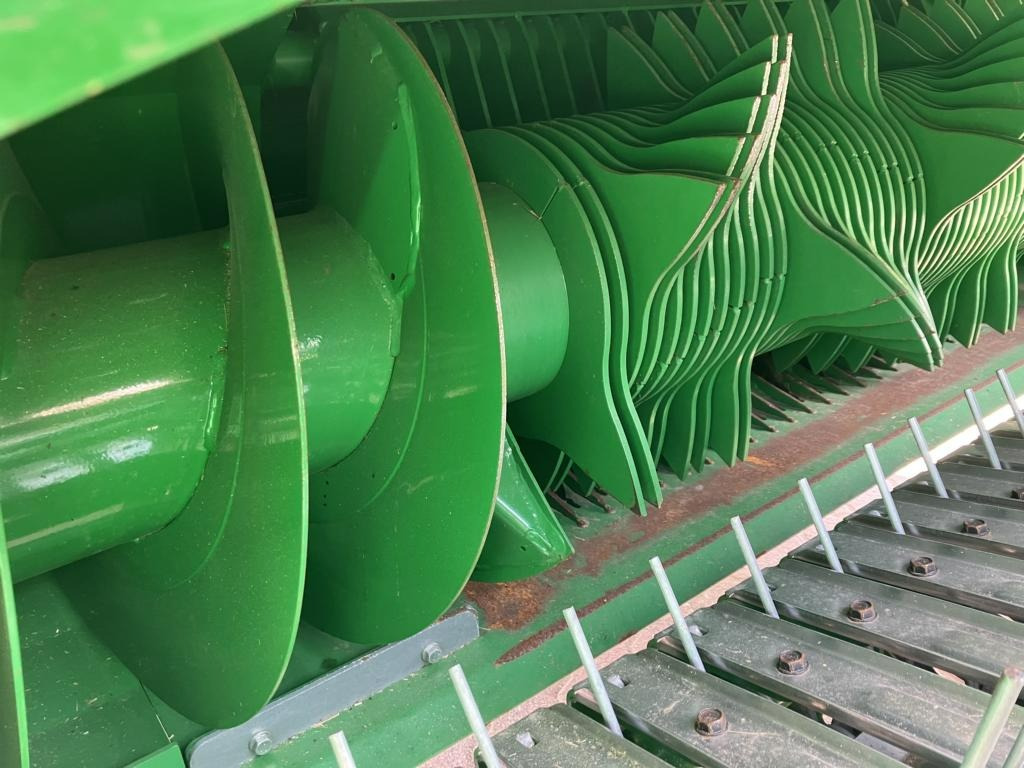 Ballenwickelgerät John Deere V461M - PAKET FÜR RUNDBALLENPR: das Bild 17 Ballenwickelgerät John Deere V461M - PAKET FÜR RUNDBALLENPR: das Bild 17