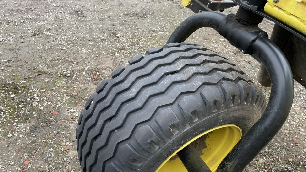 Kemper 300 F COMFORT - Pflückvorsatz für Mähdrescher: das Bild 3 Kemper 300 F COMFORT - Pflückvorsatz für Mähdrescher: das Bild 3