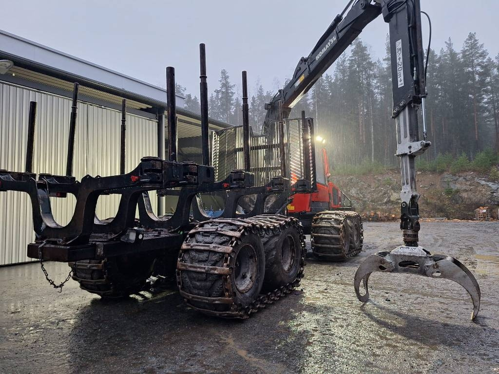 Komatsu 875 - Forwarder: das Bild 3 Komatsu 875 - Forwarder: das Bild 3