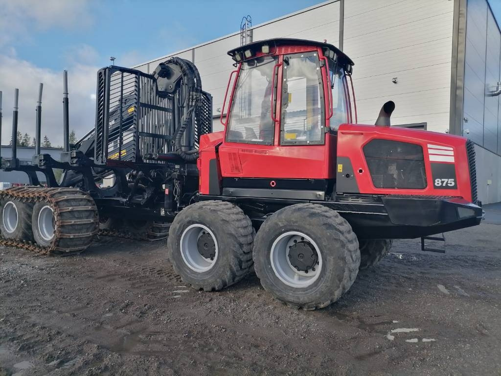 Komatsu 875 - Forwarder: das Bild 1 Komatsu 875 - Forwarder: das Bild 1