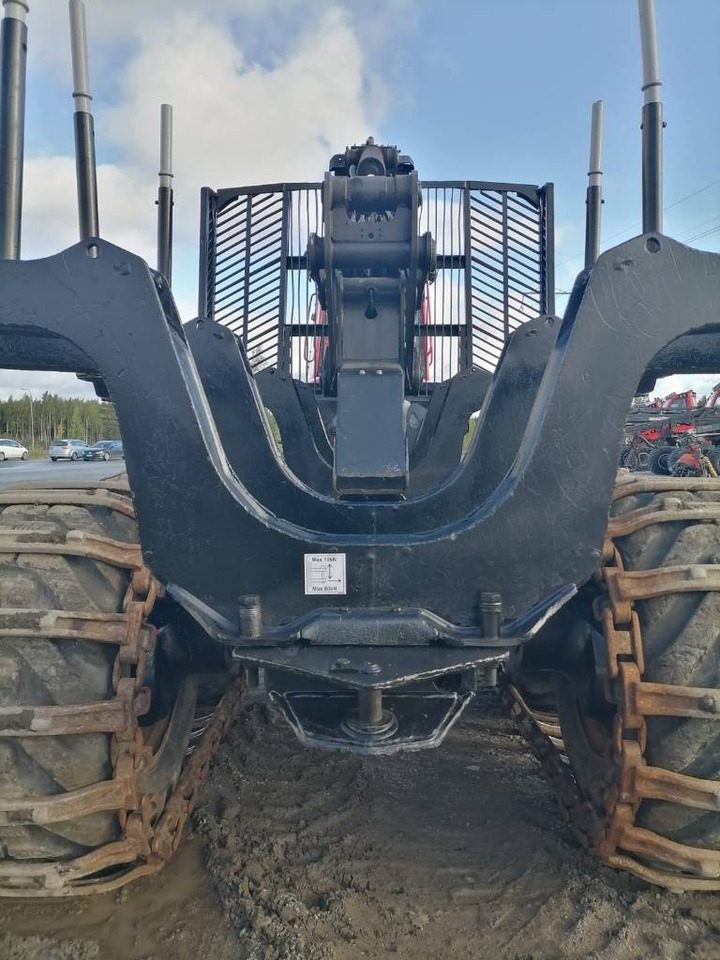 Komatsu 875 - Forwarder: das Bild 2 Komatsu 875 - Forwarder: das Bild 2