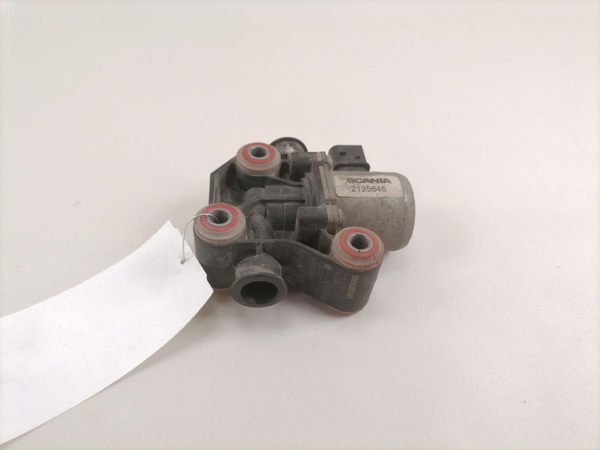 Scania ADBlue klapp 2125646 - Kraftstoffanlage für LKW: das Bild 2 Scania ADBlue klapp 2125646 - Kraftstoffanlage für LKW: das Bild 2