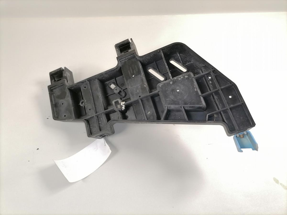 Scania Kabiini tuulesuunaja kandur 2326969 - Aeropack/ Spoiler für LKW: das Bild 3 Scania Kabiini tuulesuunaja kandur 2326969 - Aeropack/ Spoiler für LKW: das Bild 3