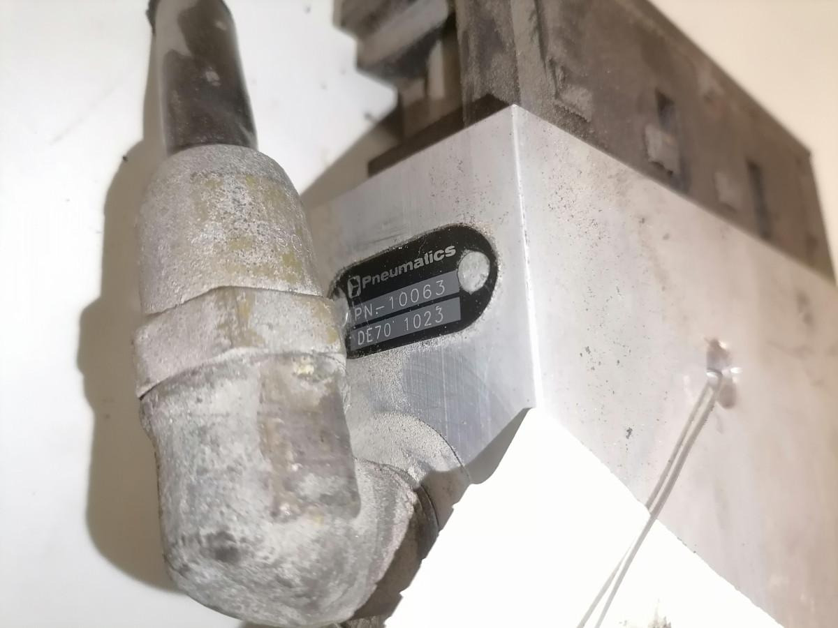 Volvo Air suspension control valve, ECAS 3944717 - Bremsventil für LKW: das Bild 4 Volvo Air suspension control valve, ECAS 3944717 - Bremsventil für LKW: das Bild 4