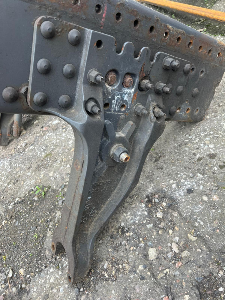 Volvo Bracket 21242883 - Federung für LKW: das Bild 3 Volvo Bracket 21242883 - Federung für LKW: das Bild 3