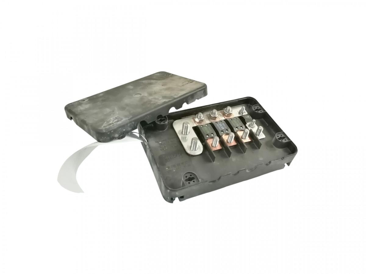 Volvo Fuse box 20512928 - Sicherung für LKW: das Bild 1 Volvo Fuse box 20512928 - Sicherung für LKW: das Bild 1