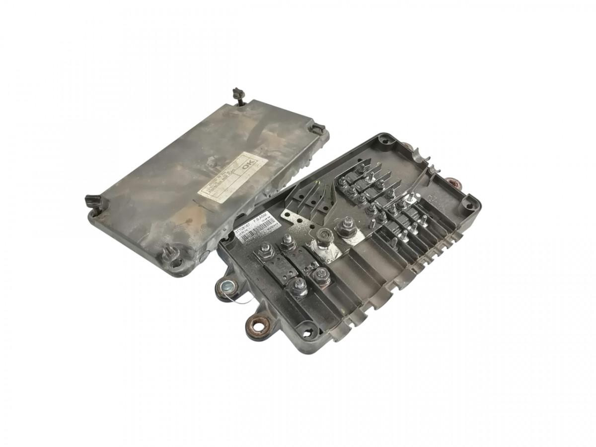 Volvo Fuse box 21728187 - Sicherung für LKW: das Bild 1 Volvo Fuse box 21728187 - Sicherung für LKW: das Bild 1