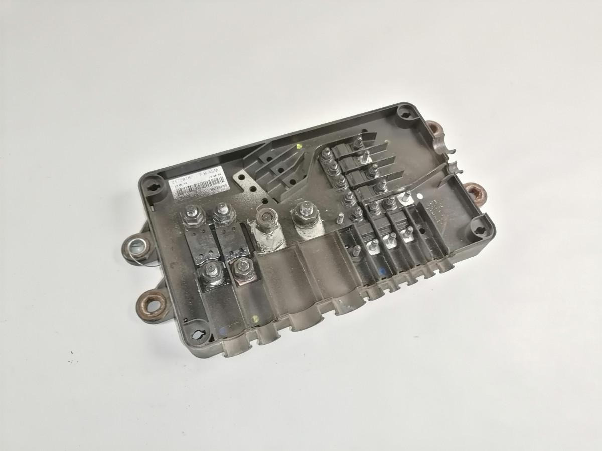 Volvo Fuse box 21728187 - Sicherung für LKW: das Bild 3 Volvo Fuse box 21728187 - Sicherung für LKW: das Bild 3