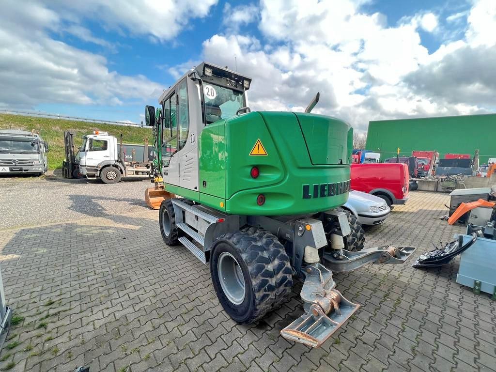 Liebherr A 912 Compact 3X Löffel 3 X Buckets Liebherr A 912 Compact guter Zustand - Mobilbagger: das Bild 4 Liebherr A 912 Compact 3X Löffel 3 X Buckets Liebherr A 912 Compact guter Zustand - Mobilbagger: das Bild 4