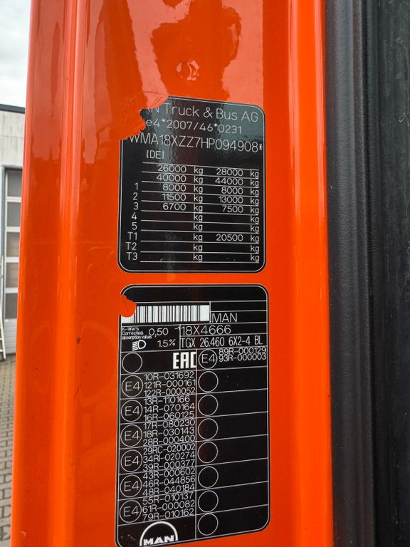 MAN 26.460 6X2 Retarder Klima Navigation guter Zust. MAN 26.460 6X2 Retarder Klima Navigation guter Zust. - Abrollkipper: das Bild 3 MAN 26.460 6X2 Retarder Klima Navigation guter Zust. MAN 26.460 6X2 Retarder Klima Navigation guter Zust. - Abrollkipper: das Bild 3