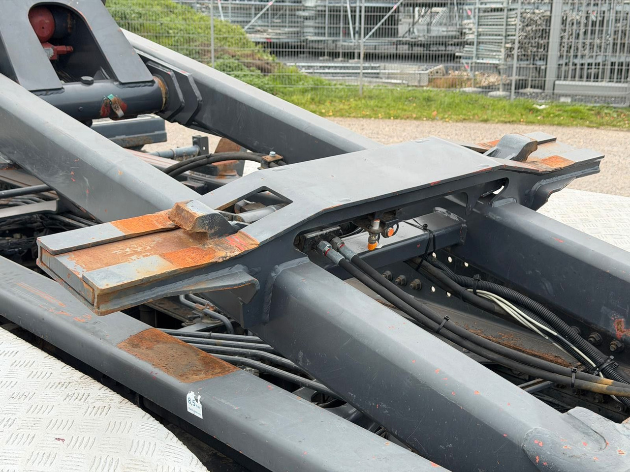 Abrollkipper Mercedes-Benz 2540 L 6x2 Palfinger T20 mit hydr. Containerverr: das Bild 10