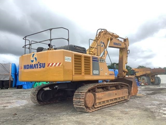 Komatsu PC600-8 - Kettenbagger: das Bild 3 Komatsu PC600-8 - Kettenbagger: das Bild 3