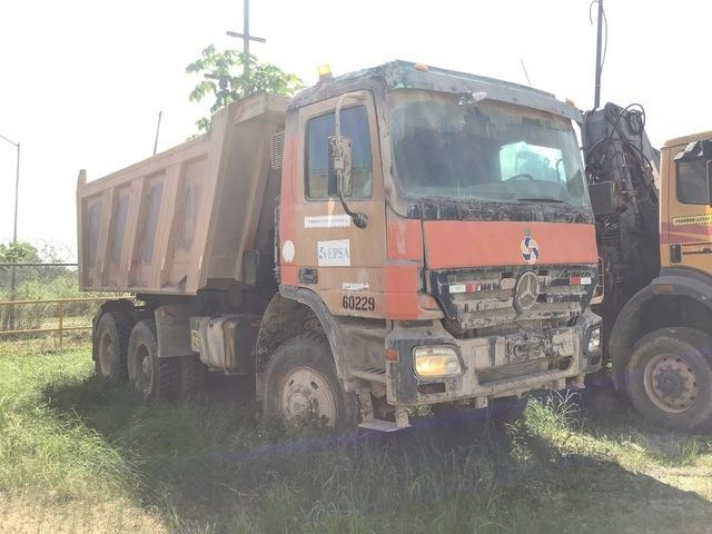 Mercedes-Benz ACTROS 3341 - Kipper: das Bild 4 Mercedes-Benz ACTROS 3341 - Kipper: das Bild 4