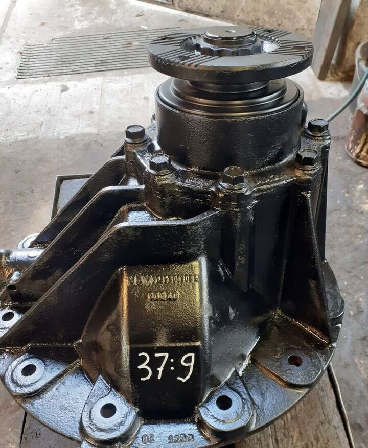 - Differenzial Getriebe für LKW: das Bild 1 - Differenzial Getriebe für LKW: das Bild 1