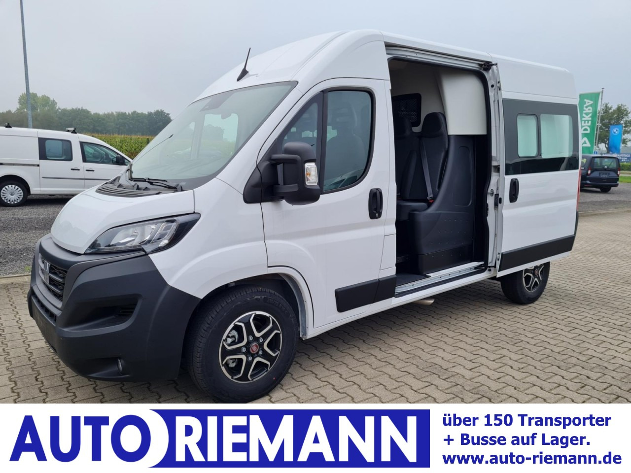 Fiat Ducato 35 Kombi Doka 7-Sitze 2x Schiebetür Maxi L2H2 - Kleinbus, Personentransporter: das Bild 1 Fiat Ducato 35 Kombi Doka 7-Sitze 2x Schiebetür Maxi L2H2 - Kleinbus, Personentransporter: das Bild 1