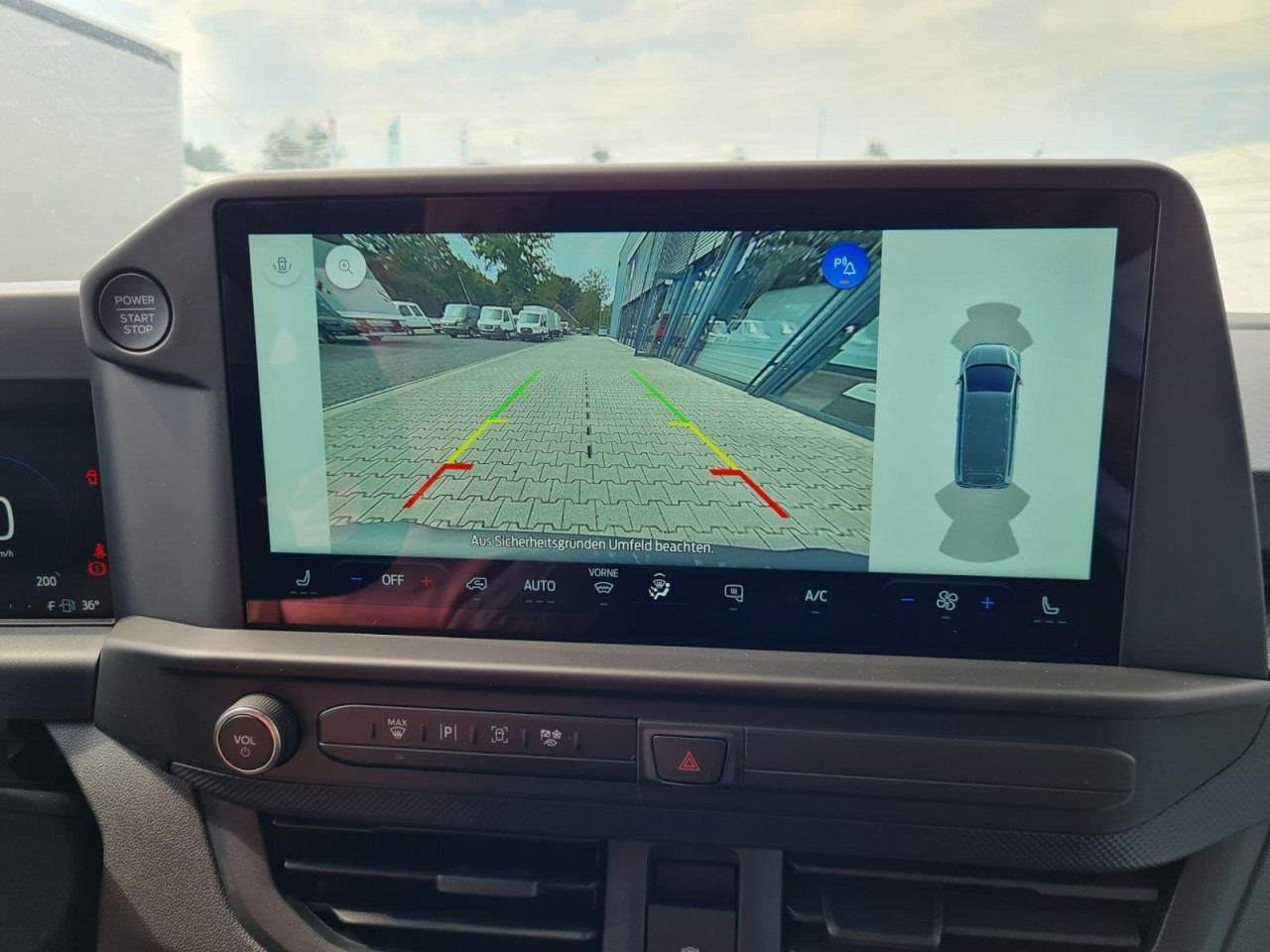 Kleintransporter, Transporter mit Doppelkabine Ford Custom Kasten 320 L2 Trend Doka 5-Sitze KAMERA TEMPO: das Bild 18 Kleintransporter, Transporter mit Doppelkabine Ford Custom Kasten 320 L2 Trend Doka 5-Sitze KAMERA TEMPO: das Bild 18