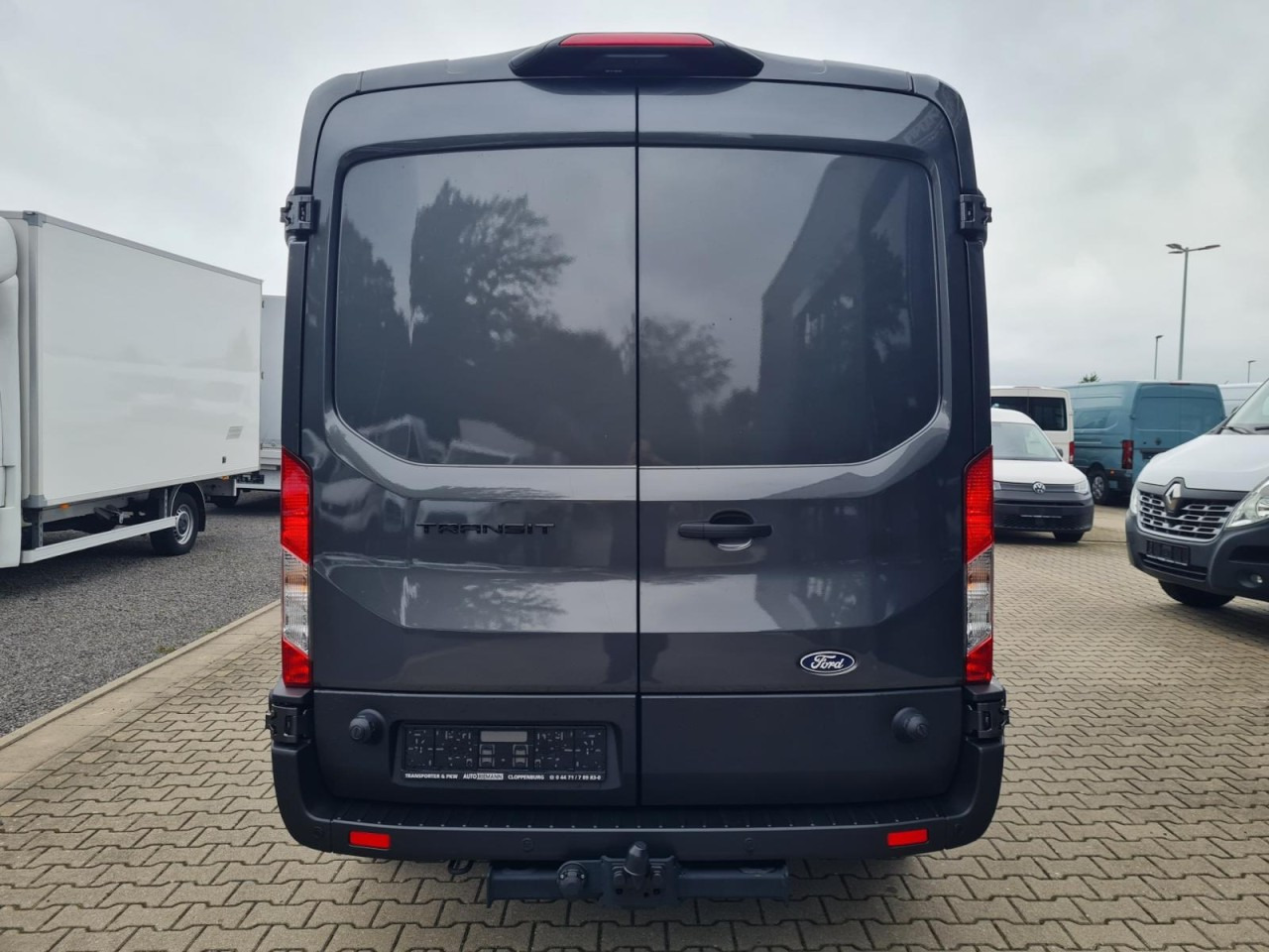 Ford Transit 350 Kasten L3H2 AG Trend AHK KAMERA TEMPOMAT - Kastenwagen: das Bild 5 Ford Transit 350 Kasten L3H2 AG Trend AHK KAMERA TEMPOMAT - Kastenwagen: das Bild 5