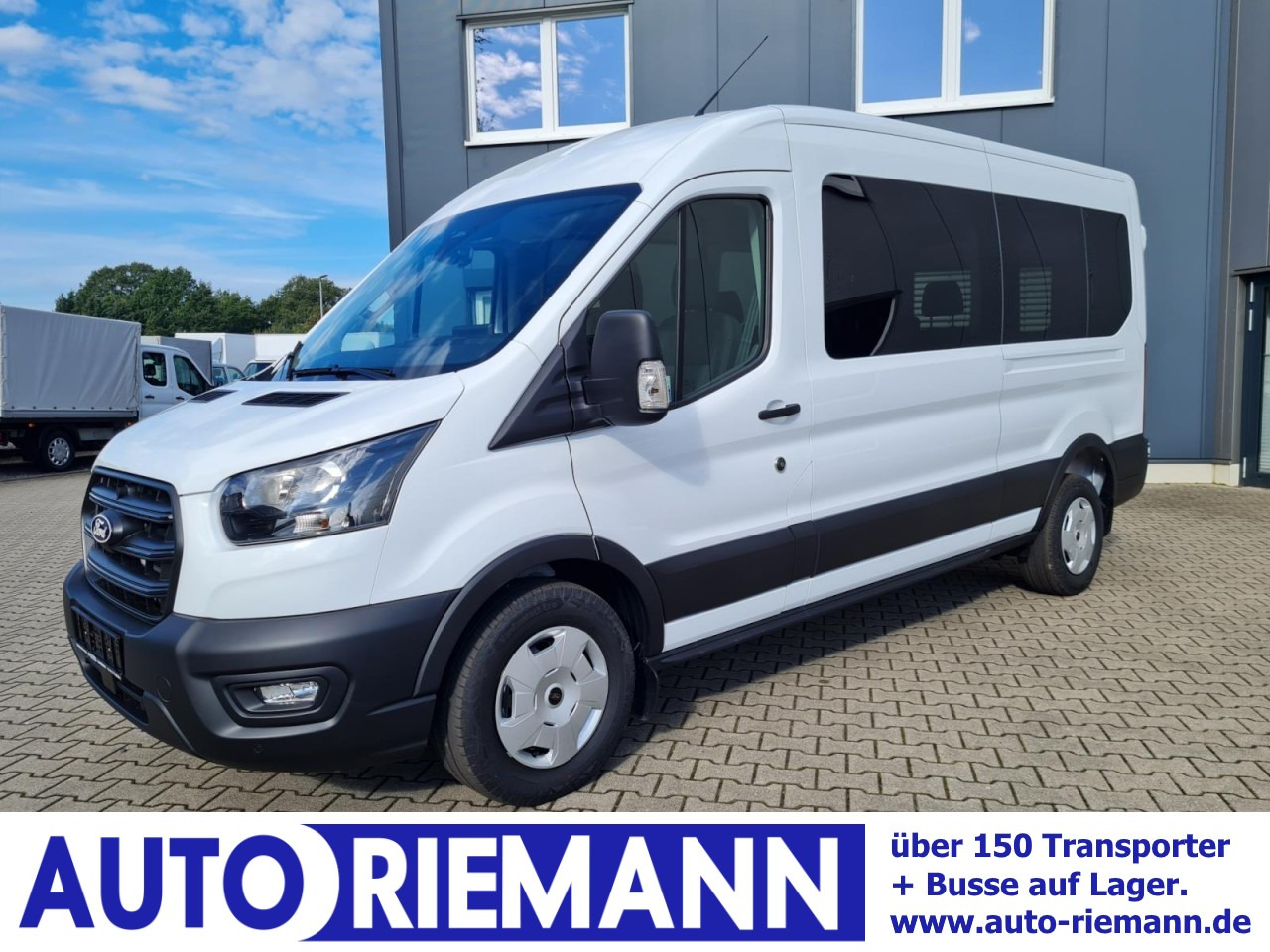 Ford Transit 350 Kombi TDCi L3 Trend 9 Sitzer AUTOMATIK - Kleinbus, Personentransporter: das Bild 1 Ford Transit 350 Kombi TDCi L3 Trend 9 Sitzer AUTOMATIK - Kleinbus, Personentransporter: das Bild 1
