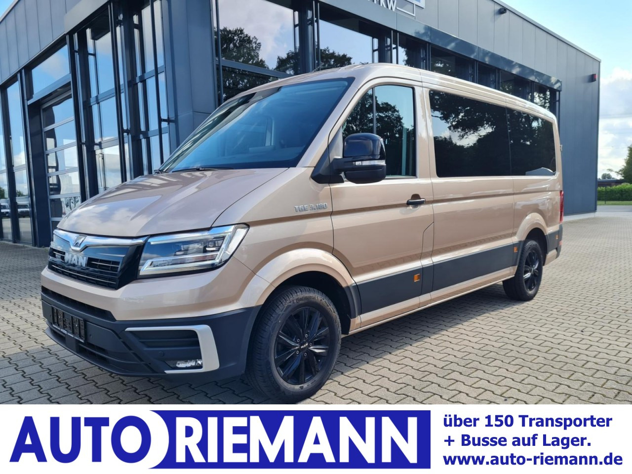 MAN TGE 3.180 TDi Kombi 9 Sitze ALU KAMERA LED LEDER Sonderumbau - Kleinbus, Personentransporter: das Bild 1 MAN TGE 3.180 TDi Kombi 9 Sitze ALU KAMERA LED LEDER Sonderumbau - Kleinbus, Personentransporter: das Bild 1