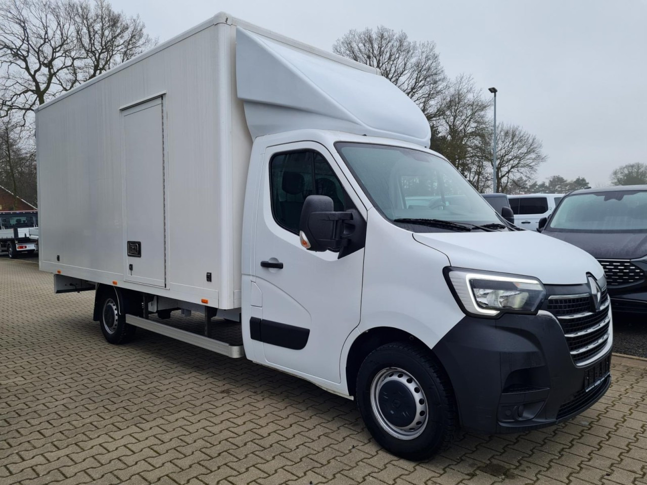 Renault Master 3.5t Möbel Koffer mit 10 Pal. Plätze TEMPOMAT - Koffer Transporter: das Bild 3 Renault Master 3.5t Möbel Koffer mit 10 Pal. Plätze TEMPOMAT - Koffer Transporter: das Bild 3