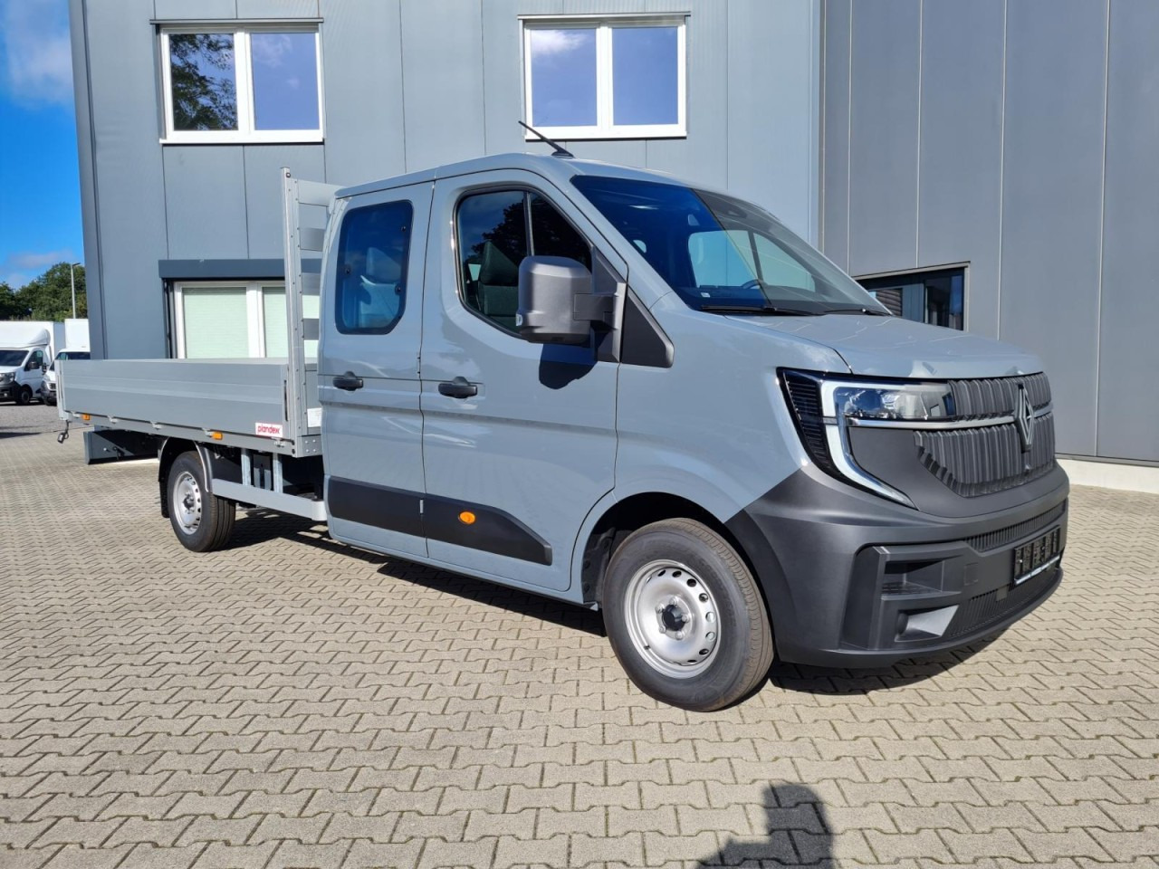 Renault Master New 35 Doka L3 lang KLIMA KOMFORT TEMPOMAT - Pritschenwagen, Transporter mit Doppelkabine: das Bild 3 Renault Master New 35 Doka L3 lang KLIMA KOMFORT TEMPOMAT - Pritschenwagen, Transporter mit Doppelkabine: das Bild 3